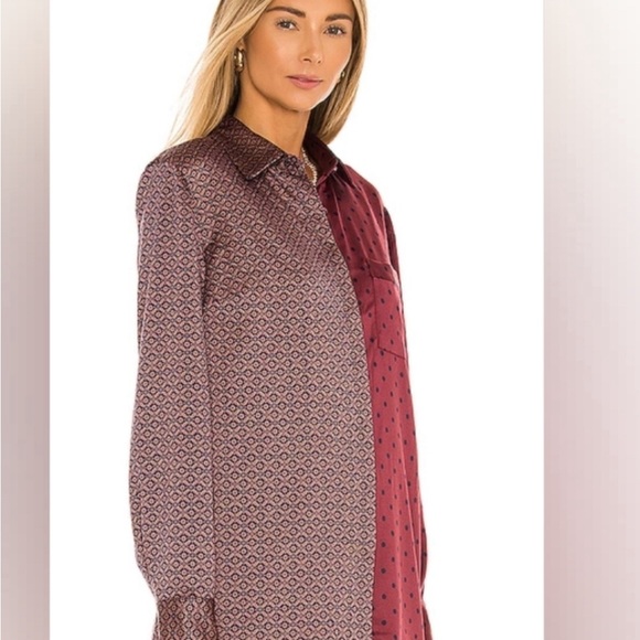 NWOT HOUSE OF HARLOW BUTTON UP - Picture 2 of 4